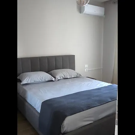 Apartament Golem Lägenhet